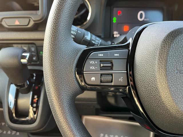 Ｎ－ＢＯＸカスタム ベースグレード　届出済未使用車　片側電動スライドドア　スマートキー　衝突被害軽減ブレーキ　電動格納ドアミラー　ＬＥＤヘッドライト　シートヒーター　バックカメラ　アルミホイール　ベンチシート　コーナーセンサー（16枚目）