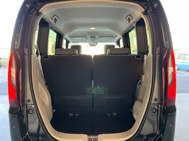 Ｎ－ＢＯＸ ベースグレード　届出済未使用車　片側電動スライドドア　衝突被害軽減ブレーキ　コーナーセンサー　アダクティブクルーズコントロール　アイドリングストップ　スマートキー　ＬＥＤヘッドライト　シートヒーター　バックカメラ（11枚目）