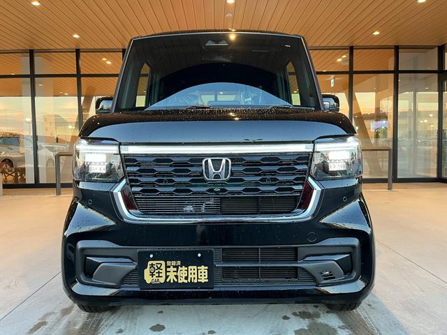 N-BOXカスタム ベースグレード 届出済未使用車 片側電動スライドドア スマートキー 衝突被害軽減ブレーキ 電動格納ドアミラー LEDヘッドライト シートヒーター バックカメラ アルミホイール ベンチシート コーナーセンサー(6枚目)