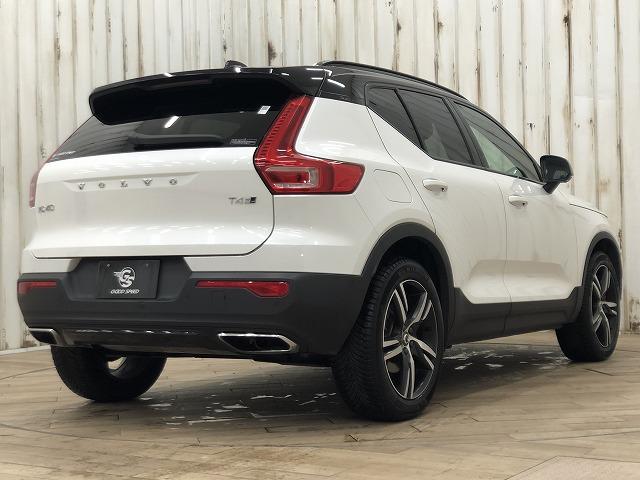 ＸＣ４０ Ｔ４　ＡＷＤ　Ｒデザイン　ナビＴＶ　全方位カメラ　レーダークルーズコントロール　パノラマサンルーフ　ハーマンカードンスピーカー　ハーフレザーシート　シートヒーター　ＬＥＤヘッドライト　ブラインドスポットモニター　電動リアゲート（77枚目）