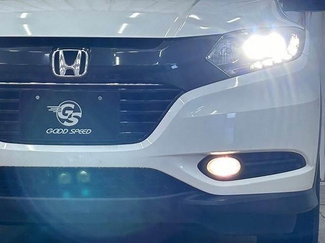 ヴェゼル Ｘ　Ｈｏｎｄａ　ＳＥＮＳＩＮＧ　メモリーナビ　バックカメラ　レーダークルーズコントロール　ＬＥＤライト　ＥＴＣ　スマートキー　衝突軽減ブレーキ　Ｂｌｕｅｔｏｏｔｈ接続　ステアリングリモコン　アイドリングストップ　純正アルミ（18枚目）