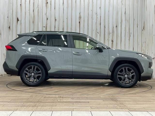 ＲＡＶ４ アドベンチャー　サンルーフ　ブラインドスポットモニター　レーダークルーズ　ドラレコ　ステアリングヒーター　ブラインドスポットモニター　クリアランスソナー　Ｂｌｕｅｔｏｏｔｈ（14枚目）