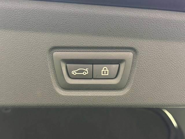 4シリーズ 420d xDriveグランクーペ Mスポーツ 黒革シート/オプション19inアルミ/ハイラインPKG/カーボンファイバーインパネ/シートヒーター/AppleCarPlay/電動リアゲート/ETC/クリアランスソナー/ドライブレコーダー/電動シート(7枚目)