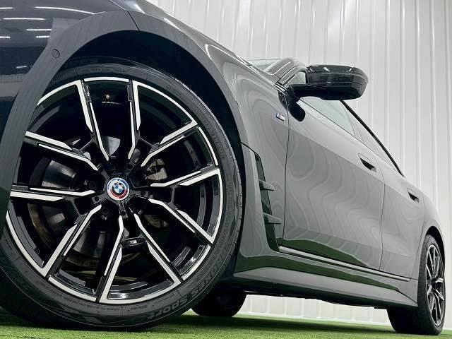 4シリーズ 420d xDriveグランクーペ Mスポーツ 黒革シート/オプション19inアルミ/ハイラインPKG/カーボンファイバーインパネ/シートヒーター/AppleCarPlay/電動リアゲート/ETC/クリアランスソナー/ドライブレコーダー/電動シート(19枚目)