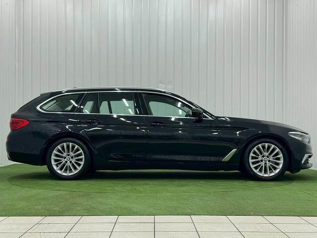 BMW 5 SERIES 523D TOURING LUXURY