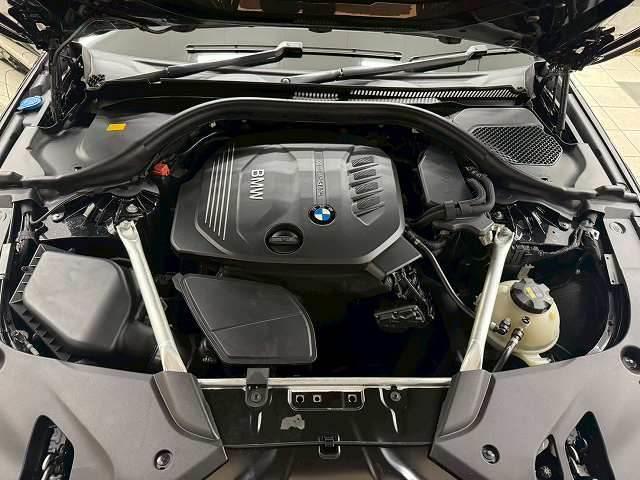 BMW 5 SERIES 523D TOURING LUXURY