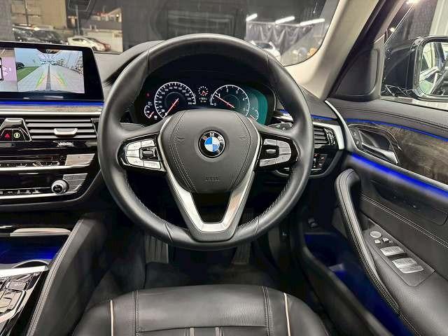 BMW 5 SERIES 523D TOURING LUXURY