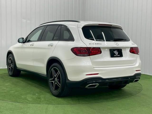 GLC GLC220d 4マチック ナイトエディション パノラマサンルーフ/ブラインドスポット/レーダークルーズ/黒革シート/フルセグTV/全周囲モニター/パドルシフト/シートヒーター/ETC/電動リアゲート/クリアランスソナー/ドライブレコーダー(17枚目)