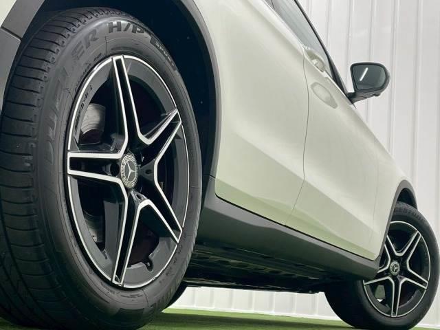 GLC GLC220d 4マチック ナイトエディション パノラマサンルーフ/ブラインドスポット/レーダークルーズ/黒革シート/フルセグTV/全周囲モニター/パドルシフト/シートヒーター/ETC/電動リアゲート/クリアランスソナー/ドライブレコーダー(19枚目)