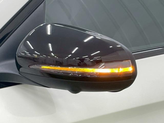 GLC GLC220d 4マチック ナイトエディション パノラマサンルーフ/ブラインドスポット/レーダークルーズ/黒革シート/フルセグTV/全周囲モニター/パドルシフト/シートヒーター/ETC/電動リアゲート/クリアランスソナー/ドライブレコーダー(28枚目)