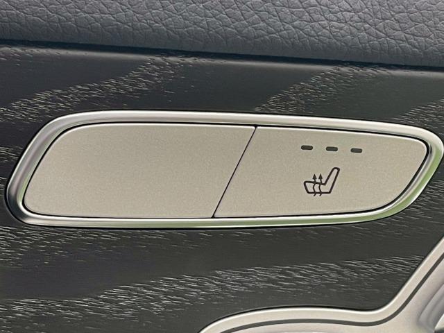 GLC GLC220d 4マチック ナイトエディション パノラマサンルーフ/ブラインドスポット/レーダークルーズ/黒革シート/フルセグTV/全周囲モニター/パドルシフト/シートヒーター/ETC/電動リアゲート/クリアランスソナー/ドライブレコーダー(44枚目)