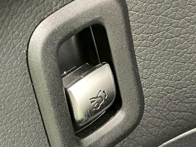 GLC GLC220d 4マチック ナイトエディション パノラマサンルーフ/ブラインドスポット/レーダークルーズ/黒革シート/フルセグTV/全周囲モニター/パドルシフト/シートヒーター/ETC/電動リアゲート/クリアランスソナー/ドライブレコーダー(45枚目)