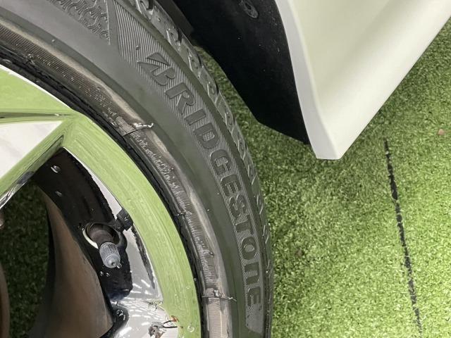 クラウンハイブリッド ＲＳアドバンス　黒革シート／全周囲カメラ／デジタルインナーミラー／シートヒーター＆ベンチレーション／ドライブレコーダー／ステアリングヒーター／クリアランスソナー／レーダークルーズ／ブライドスポット／ドライブレコーダー（24枚目）