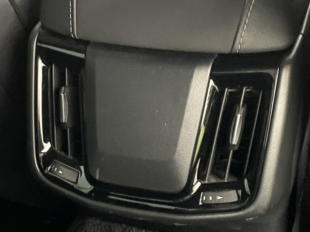 クラウンハイブリッド ＲＳアドバンス　黒革シート／全周囲カメラ／デジタルインナーミラー／シートヒーター＆ベンチレーション／ドライブレコーダー／ステアリングヒーター／クリアランスソナー／レーダークルーズ／ブライドスポット／ドライブレコーダー（55枚目）