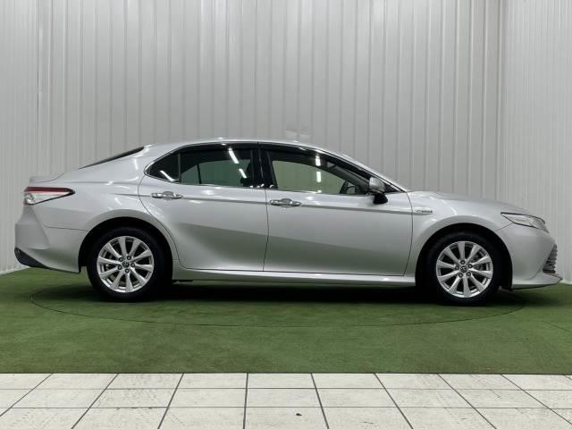 カムリ Ｇ　フルセグＴＶ／バックカメラ／ＥＴＣ／ＬＥＤヘッドライト／ブラインドスポットモニター／パワーシート／レーダークルーズコントロール／プッシュスタート／ＣＤデッキ／純正ナビ／レーンアシスト（15枚目）