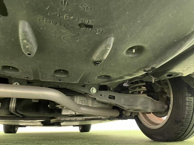 カムリ Ｇ　フルセグＴＶ／バックカメラ／ＥＴＣ／ＬＥＤヘッドライト／ブラインドスポットモニター／パワーシート／レーダークルーズコントロール／プッシュスタート／ＣＤデッキ／純正ナビ／レーンアシスト（27枚目）