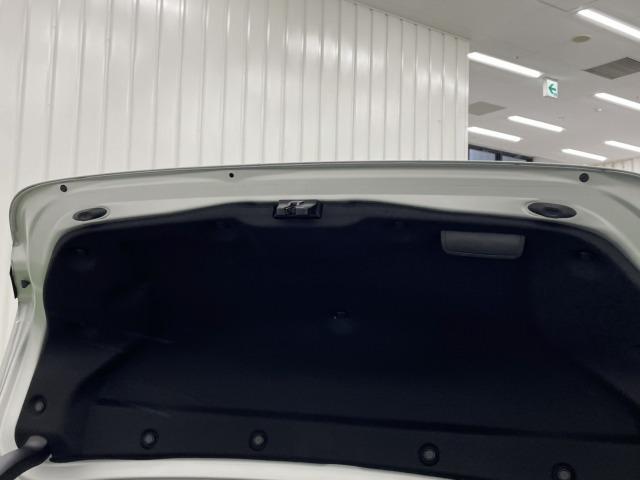 カムリ Ｇ　フルセグＴＶ／バックカメラ／ＥＴＣ／ＬＥＤヘッドライト／ブラインドスポットモニター／パワーシート／レーダークルーズコントロール／プッシュスタート／ＣＤデッキ／純正ナビ／レーンアシスト（39枚目）