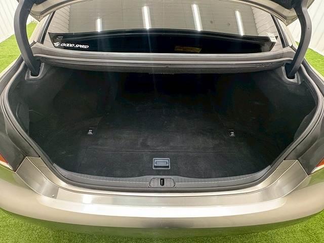 LS LS460 バージョンC Iパッケージ 黒革シート/フルセグTV/バックカメラ/ETC/電動リアゲート/レーダークルーズ/ブラインドスポット/シートヒーター&ベンチレーション/クリアランスソナー/プリクラッシュ/ステアリングヒーター(11枚目)