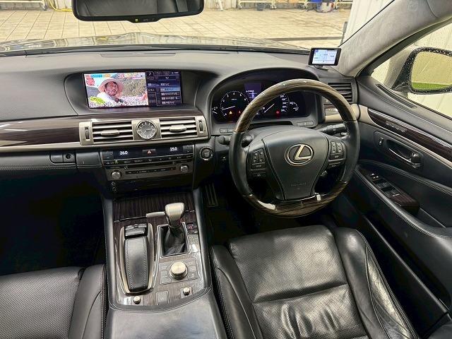 LS LS460 バージョンC Iパッケージ 黒革シート/フルセグTV/バックカメラ/ETC/電動リアゲート/レーダークルーズ/ブラインドスポット/シートヒーター&ベンチレーション/クリアランスソナー/プリクラッシュ/ステアリングヒーター(75枚目)