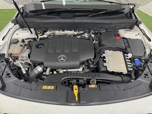 GLB GLB200d 4マチック AMGライン ワンオーナー/レーダークルーズ/ブライドスポット/フルセグTV/ETC/ドライブレコーダー/全周囲モニター/電動リアゲート/パドルシフト/ハーフレザー/シートヒーター/シートメモリ(20枚目)