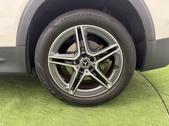 GLB GLB200d 4マチック AMGライン ワンオーナー/レーダークルーズ/ブライドスポット/フルセグTV/ETC/ドライブレコーダー/全周囲モニター/電動リアゲート/パドルシフト/ハーフレザー/シートヒーター/シートメモリ(26枚目)