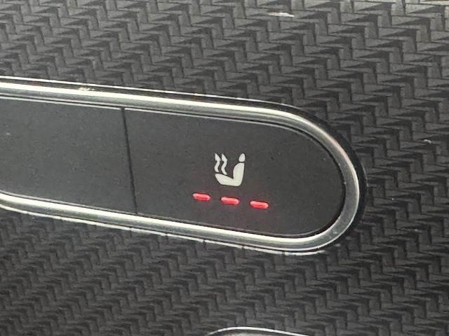 Bクラス B200d AMGライン レーダーセーフティPKG/ブラインドスポット/バックカメラ/電動リアゲート/ハーフレザーシート/レーダークルーズ/クリアランスソナー/シートヒーター/シートメモリ/パドルシフト(8枚目)