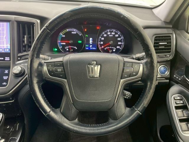 クラウンハイブリッド アスリートG サンルーフ/黒革シート/シートヒーター&ベンチレーション/クリアランスソナー/ステアリングヒーター/電動シート/シートメモリ/オートマチックハイビーム/プッシュスタート/ウインカーミラー/純正アルミ/(40枚目)