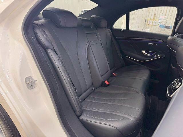 Sクラス S300h AMGライン サンルーフ/ラグジュアリーPKG/黒革シート/全周囲カメラ/電動リアゲート/レーダークルーズ/ブラインドスポット/クリアランスソナー/ヘッドアップディスプレイ/シートヒーター/フルセグTV/純正アルミ(10枚目)