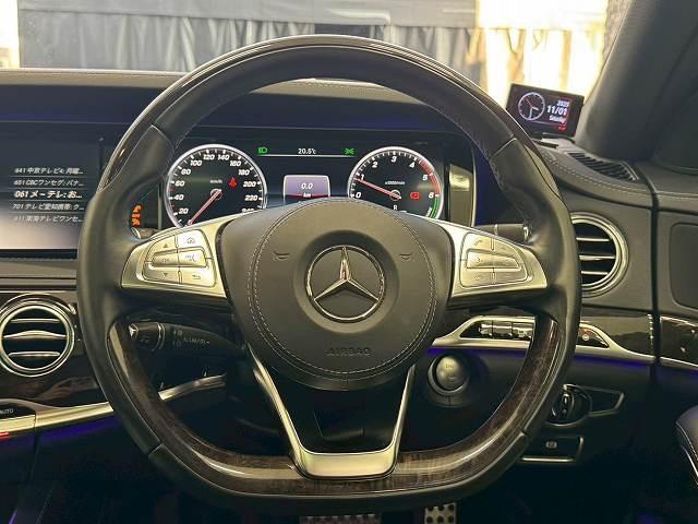 Sクラス S300h AMGライン サンルーフ/ラグジュアリーPKG/黒革シート/全周囲カメラ/電動リアゲート/レーダークルーズ/ブラインドスポット/クリアランスソナー/ヘッドアップディスプレイ/シートヒーター/フルセグTV/純正アルミ(46枚目)