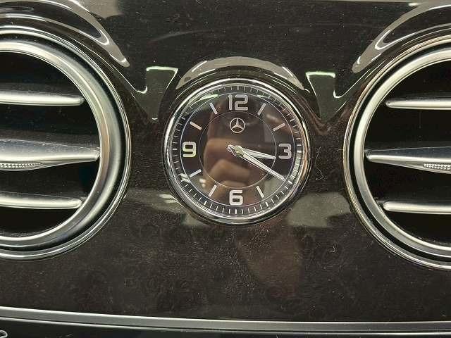 Sクラス S300h AMGライン サンルーフ/ラグジュアリーPKG/黒革シート/全周囲カメラ/電動リアゲート/レーダークルーズ/ブラインドスポット/クリアランスソナー/ヘッドアップディスプレイ/シートヒーター/フルセグTV/純正アルミ(71枚目)