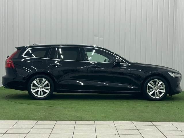 V60 T5 モメンタム 全周囲モニター/ブラインドスポット/茶革/シートヒーター/電動リアゲード/パワーシート/レーンアシスト/パークアクスト/クリアランスソナー/オートエアコン/Bluetooth(14枚目)