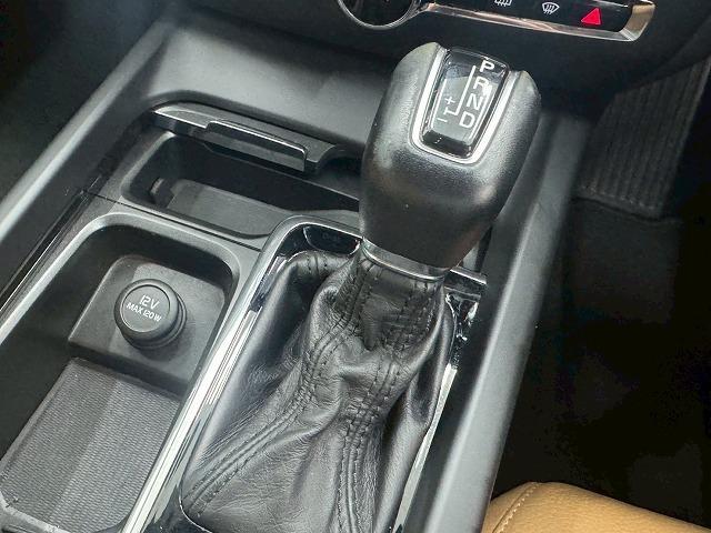 V60 T5 モメンタム 全周囲モニター/ブラインドスポット/茶革/シートヒーター/電動リアゲード/パワーシート/レーンアシスト/パークアクスト/クリアランスソナー/オートエアコン/Bluetooth(48枚目)
