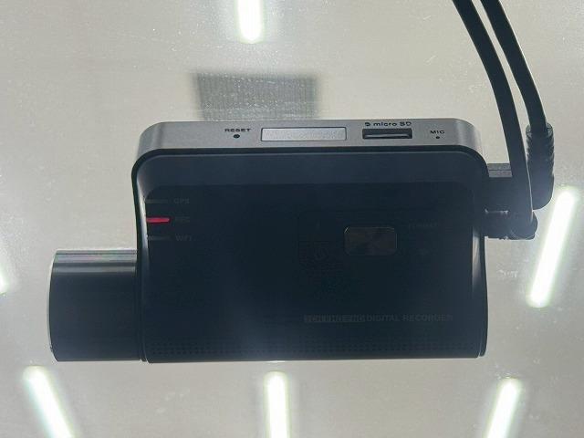 V60 T5 モメンタム 全周囲モニター/ブラインドスポット/茶革/シートヒーター/電動リアゲード/パワーシート/レーンアシスト/パークアクスト/クリアランスソナー/オートエアコン/Bluetooth(70枚目)