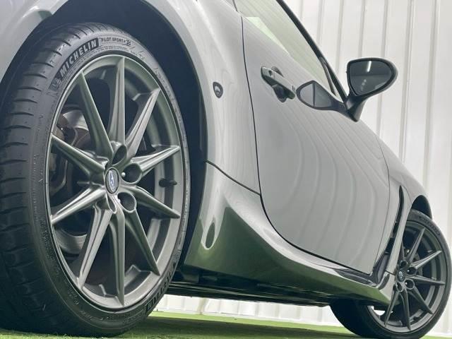 BRZ S ワンオーナー/STIコンプリートキット/AppleCarPlay/バックカメラ/シートヒーター/ドライブレコーダー/ETC/ネオプロト アクセルペダル/純正アルミ/ディスプレイオーディオ/クルコン/(19枚目)