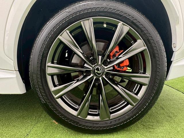 NX NX350h Fスポーツ ワンオーナー/サンルーフ/TRDエアロ/デジタルインナーミラー/ヘッドアップディスプレイ/オレンジキャルパー/フルセグTV/全周囲モニター/ブラインドスポット/シートヒーター&ベンチレーション/(21枚目)