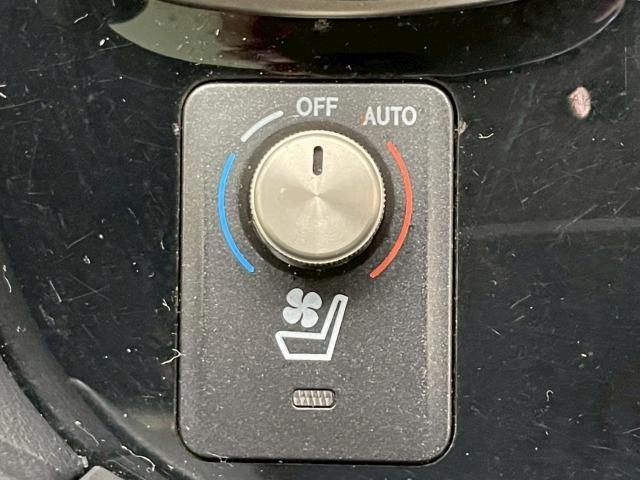 LS LS460 Fスポーツ サンルーフ/TRDエアロ/4本出しマフラー/WORK21アルミ/シートヒーター&シートベンチレーション/電動リアゲート/クルーズコントロール/フルセグTV/ステアリングヒーター/ドライブレコーダー(57枚目)