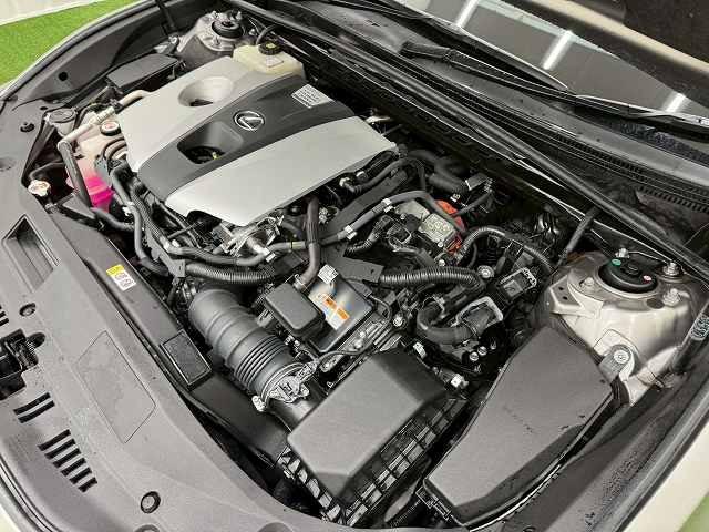 ES ES300h バージョンL ワンオーナー/茶革/サンルーフ/デジタルインナーミラーワイヤレス充電/全周囲カメラ/3眼LEDライト/シートヒーター&ベンチレーション/電動リアゲート/AC100V/ステアリングヒーター/BSM(39枚目)