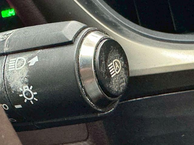 ES ES300h バージョンL ワンオーナー/茶革/サンルーフ/デジタルインナーミラーワイヤレス充電/全周囲カメラ/3眼LEDライト/シートヒーター&ベンチレーション/電動リアゲート/AC100V/ステアリングヒーター/BSM(50枚目)