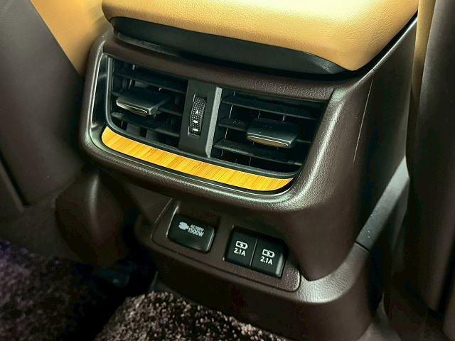 ES ES300h バージョンL ワンオーナー/茶革/サンルーフ/デジタルインナーミラーワイヤレス充電/全周囲カメラ/3眼LEDライト/シートヒーター&ベンチレーション/電動リアゲート/AC100V/ステアリングヒーター/BSM(73枚目)