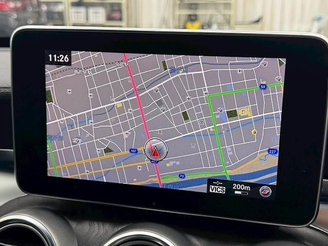 Cクラス C220dアバンギャルド AMGライン フルセグTV/黒革シート/バックカメラ/19inアルミ/レーダーセーフティPKG/シートヒーター/ブラインドスポット/クリアランスソナー/パドルシフト/ドライブレコーダー/シートメモリ/プッシュスター(3枚目)