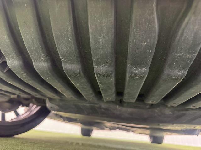 Cクラス C220dアバンギャルド AMGライン フルセグTV/黒革シート/バックカメラ/19inアルミ/レーダーセーフティPKG/シートヒーター/ブラインドスポット/クリアランスソナー/パドルシフト/ドライブレコーダー/シートメモリ/プッシュスター(21枚目)