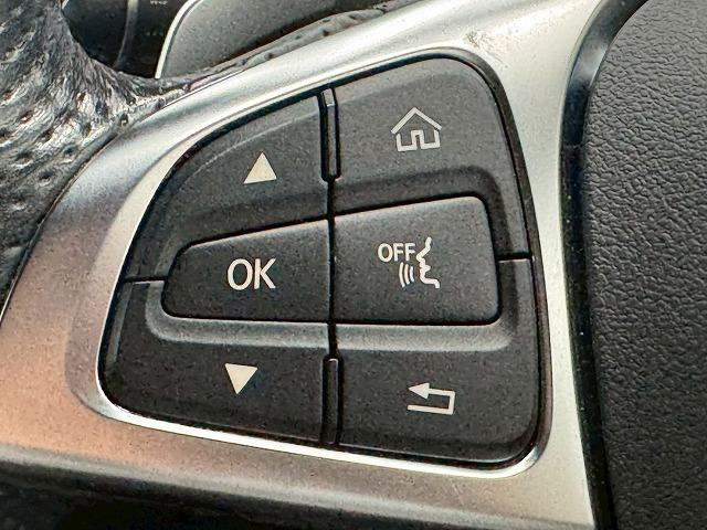 Cクラス C220dアバンギャルド AMGライン フルセグTV/黒革シート/バックカメラ/19inアルミ/レーダーセーフティPKG/シートヒーター/ブラインドスポット/クリアランスソナー/パドルシフト/ドライブレコーダー/シートメモリ/プッシュスター(34枚目)