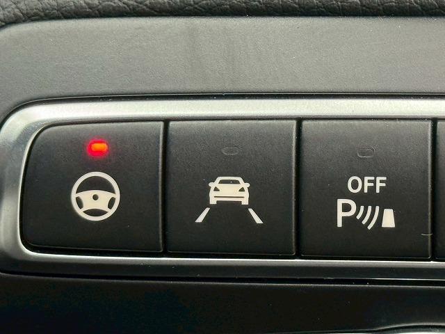 Cクラス C220dアバンギャルド AMGライン フルセグTV/黒革シート/バックカメラ/19inアルミ/レーダーセーフティPKG/シートヒーター/ブラインドスポット/クリアランスソナー/パドルシフト/ドライブレコーダー/シートメモリ/プッシュスター(43枚目)