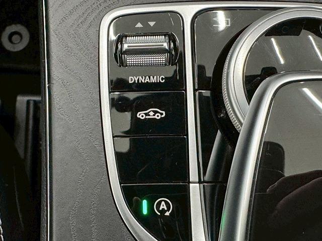 Cクラス C220dアバンギャルド AMGライン フルセグTV/黒革シート/バックカメラ/19inアルミ/レーダーセーフティPKG/シートヒーター/ブラインドスポット/クリアランスソナー/パドルシフト/ドライブレコーダー/シートメモリ/プッシュスター(53枚目)