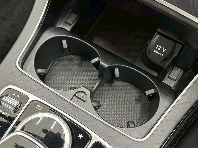 Cクラス C220dアバンギャルド AMGライン フルセグTV/黒革シート/バックカメラ/19inアルミ/レーダーセーフティPKG/シートヒーター/ブラインドスポット/クリアランスソナー/パドルシフト/ドライブレコーダー/シートメモリ/プッシュスター(54枚目)