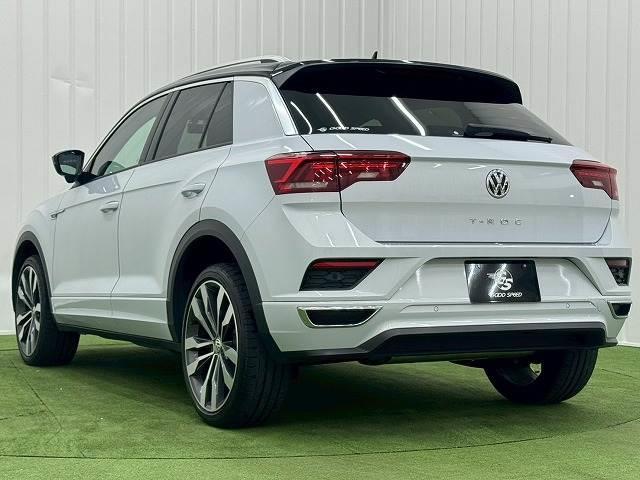 Ｔ－ロック ＴＤＩ　Ｒライン　フルセグＴＶ／バックカメラ／電動リアゲート／レーダークルーズ／ブラインドスポット／クリアランスソナー／パドルシフト／プッシュスタート／ステアリングリモコン／純正アルミ／ウインカーミラー／ユーザー買取／（17枚目）