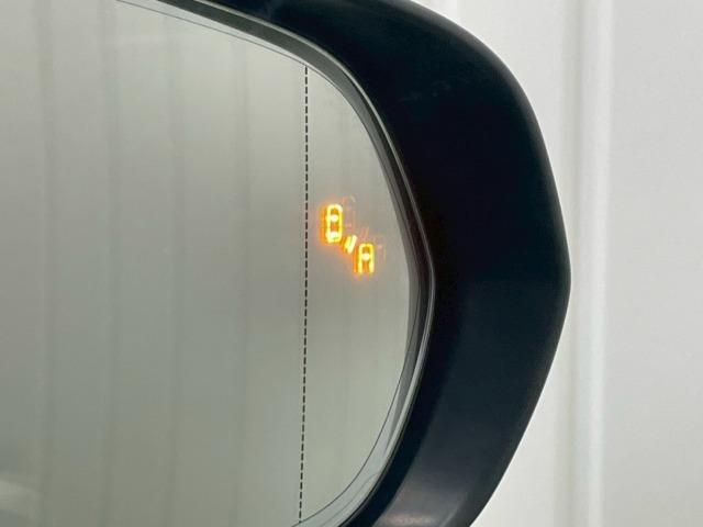 ＮＸ ＮＸ３００ｈ　Ｉパッケージ　全周囲カメラ／ブラインドスポット／オプション１８ｉｎアルミ／フルセグＴＶ／赤革シート／ヘッドアップディスプレイ／３眼ＬＥＤライト／シートヒーター／１０．３型ナビ／レーダークルーズ／電動リアゲート（31枚目）