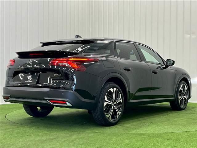 Ｃ５ Ｘ シャインパック　サンルーフ／全周囲カメラ／デジタルインナーミラー／黒革シート／ＡｐｐｌｅＣａｒＰｌａｙ／電動シート／シートヒーター＆ベンチレーション／純正ナビ／電動リアゲート／レーダークルーズ／ブラインドスポット（16枚目）