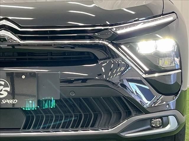 Ｃ５ Ｘ シャインパック　サンルーフ／全周囲カメラ／デジタルインナーミラー／黒革シート／ＡｐｐｌｅＣａｒＰｌａｙ／電動シート／シートヒーター＆ベンチレーション／純正ナビ／電動リアゲート／レーダークルーズ／ブラインドスポット（18枚目）