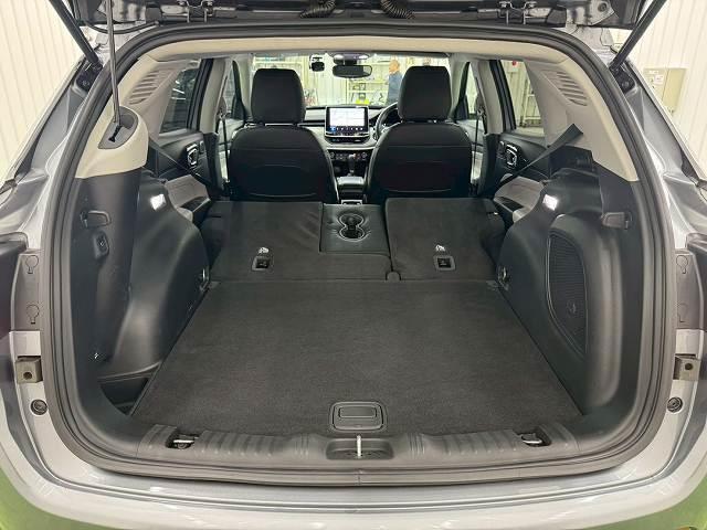 広々としたラゲッジルームは日常・レジャーに活躍する事間違いなし。